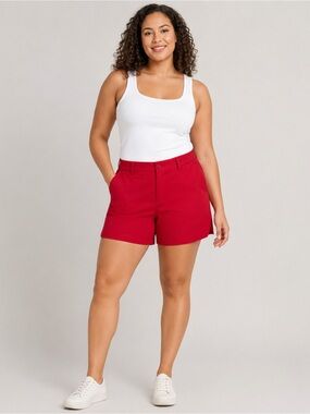 Red Tailored Shorts | Size 6